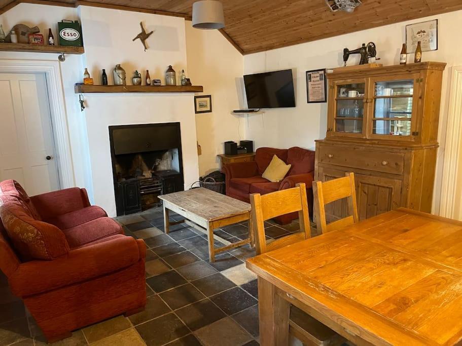John The Mills Cottage Spahot Tub Private Beach 多尼戈尔 外观 照片